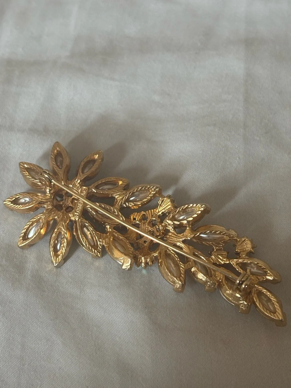 Vintage Florenza Floral Brooch